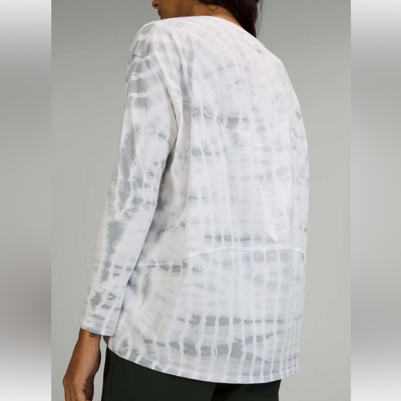 Lululemon Back in Action Long Sleeve Top - Starlight - Picture 2 of 5